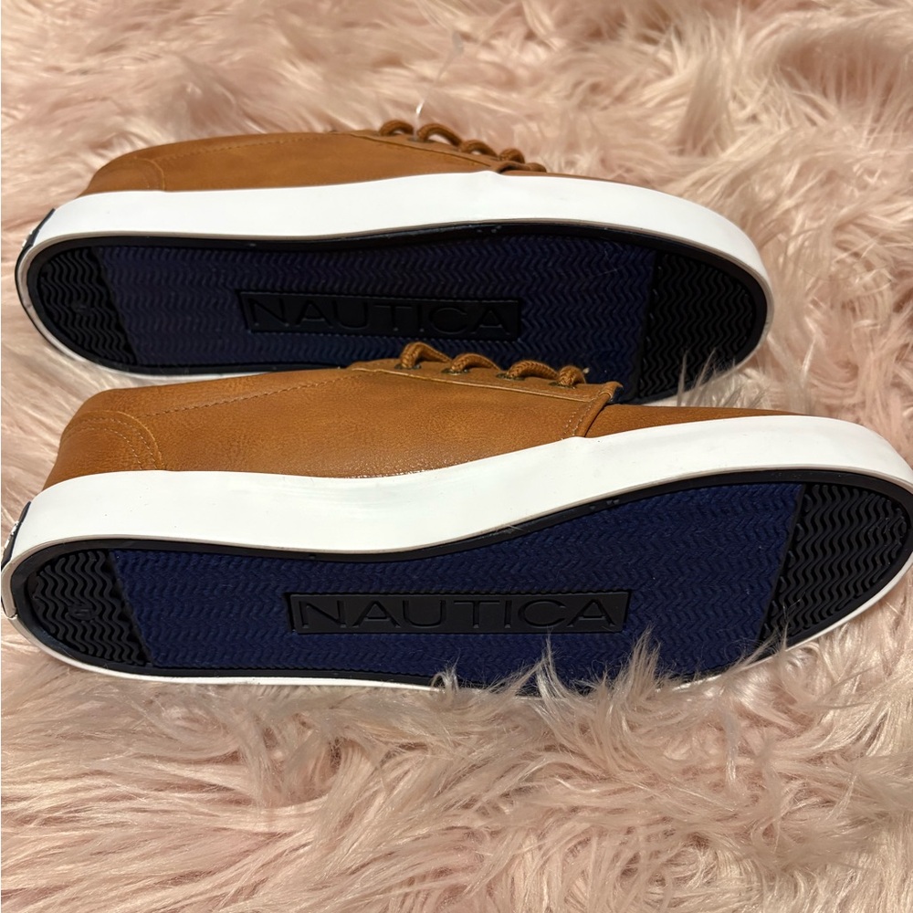 Nautica Boy’s Brown Casual Sneakers - Picture 4 of 4